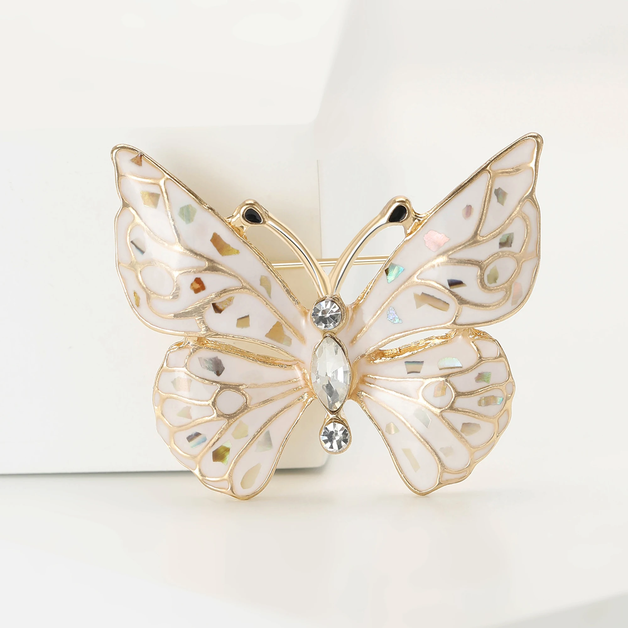 Butterfly Shell Pearl Brooch Pin - Elegant Cartoon Animal Lapel Pin For Women's Dress Accessories