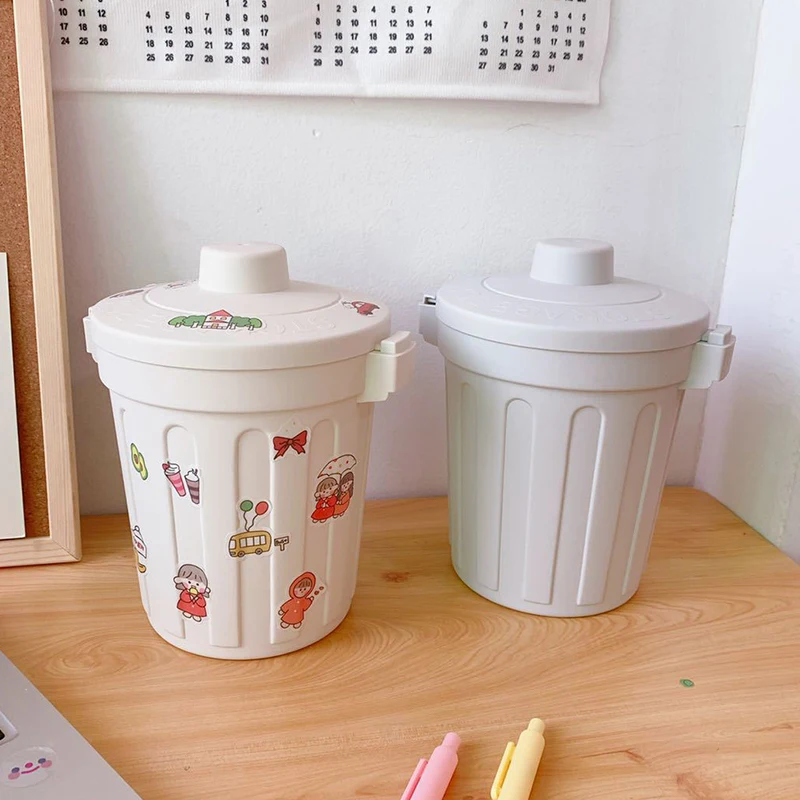 Ins 데스크탑 소형 쓰레기통, 침실 홈 귀여운 쓰레기통, 뚜껑이 달린 미니 쓰레기통