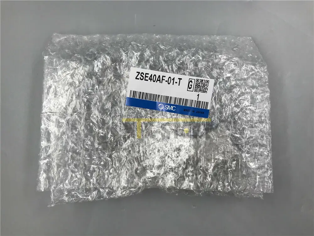 

1pcs Brand new ones for SMC Pressure switch ZSE40AF-01-T