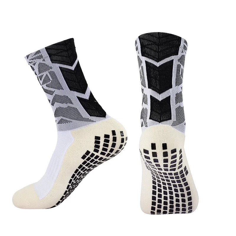 Non-Slip Mid Calf Sports Socks 2