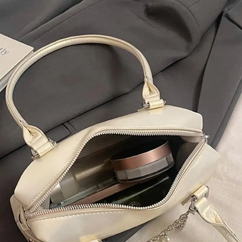 X90D Women’s Handbag Eye Catching Everyday Streetwear Bags Shoulder Bag for Parties 1