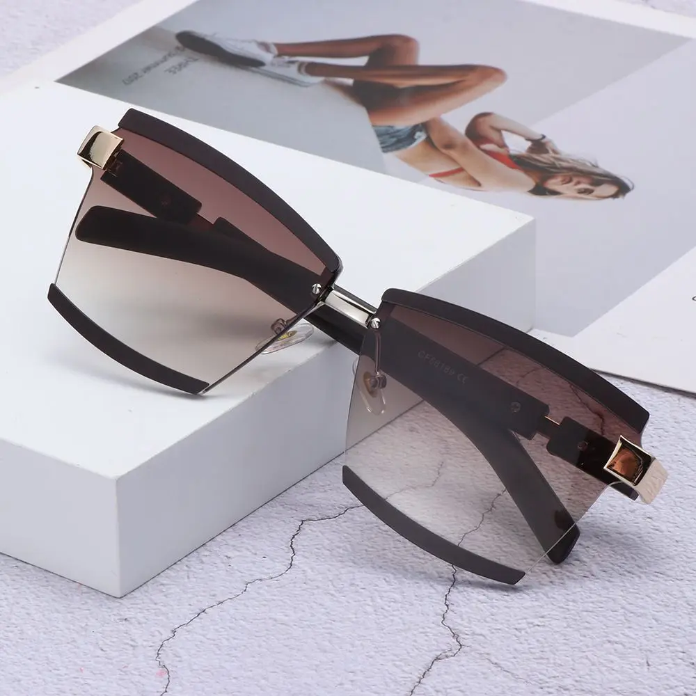 Fashion Oversized Square Metal Sunglasses Candy Color for Women Rimless Frame Sunglasses Gradient Eyewear UV400