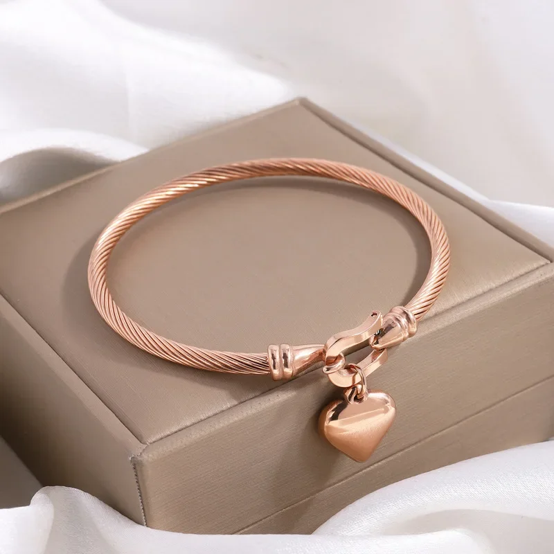 18k Gold Color Stainless Steel Heart Pendant Charm Bangle Bracelets For Men Women