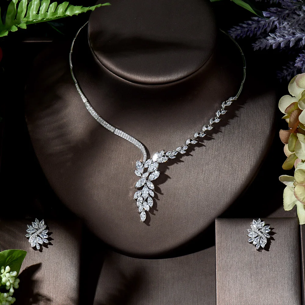 

Fashion Luxury Sparking Brilliant Zircon Earring Necklace Heavy Dinner Jewelry Set Bridal Wedding Dress Accessories N-1377