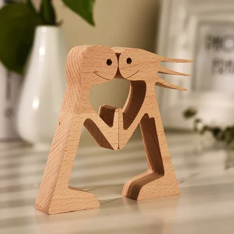 

Home Ornament Wooden Couple Figurine Family Statue Decoration Mini Carving Model Living Room Office Desk Decor Mothers Day Gifts