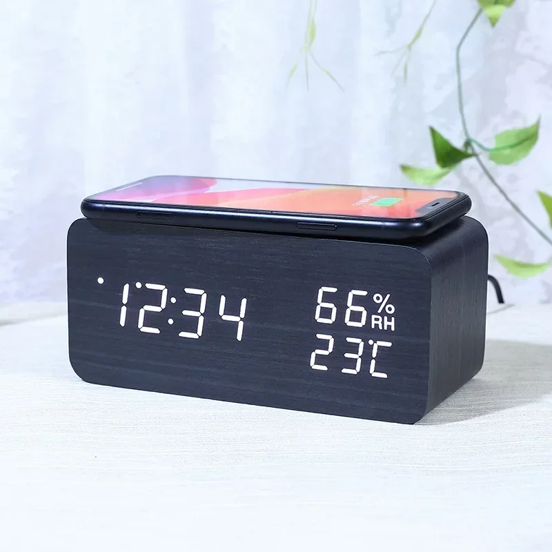 

Desk Clock Charging Wooden Wireless Thermometer Alarm Bedroom Table Humidity Display For Digital