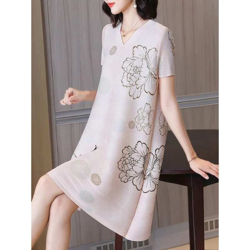 

Casual Dress Female 2023 New V-neck Fashion Ladies Summer Wave Dot Pleated Mid length Dress Loose Short Sleeve Dress Female