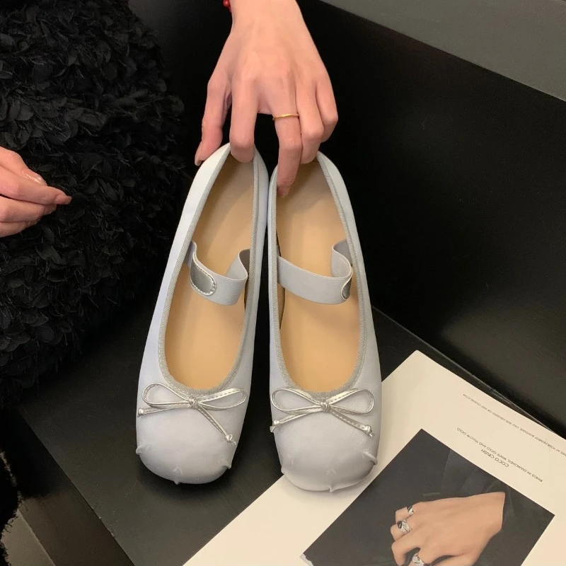 2025 Women Flats Fashion Classic Silk Ballet Shoes Women's Spring Vintage Satin Silver Mary Shoes Women Elegant Valentine Shoes 6