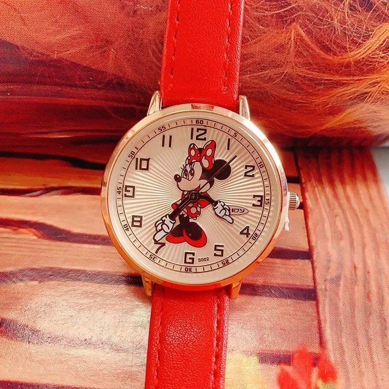 New Luxury Womens Watches Fashion Cute Cartoon Quartz Watch for Women Girl Small Dial Wristwatch Female Clock Ladies Dress Watch 4