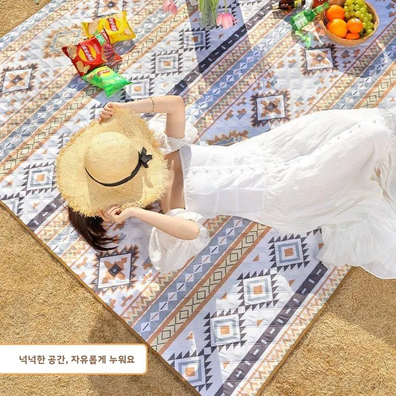 두꺼운 양면 방수 야외 피크닉 매트 휴대용 접이식 캠핑 하이킹 그라운드 패드 매트 옥스포드 원단 피크닉 담요