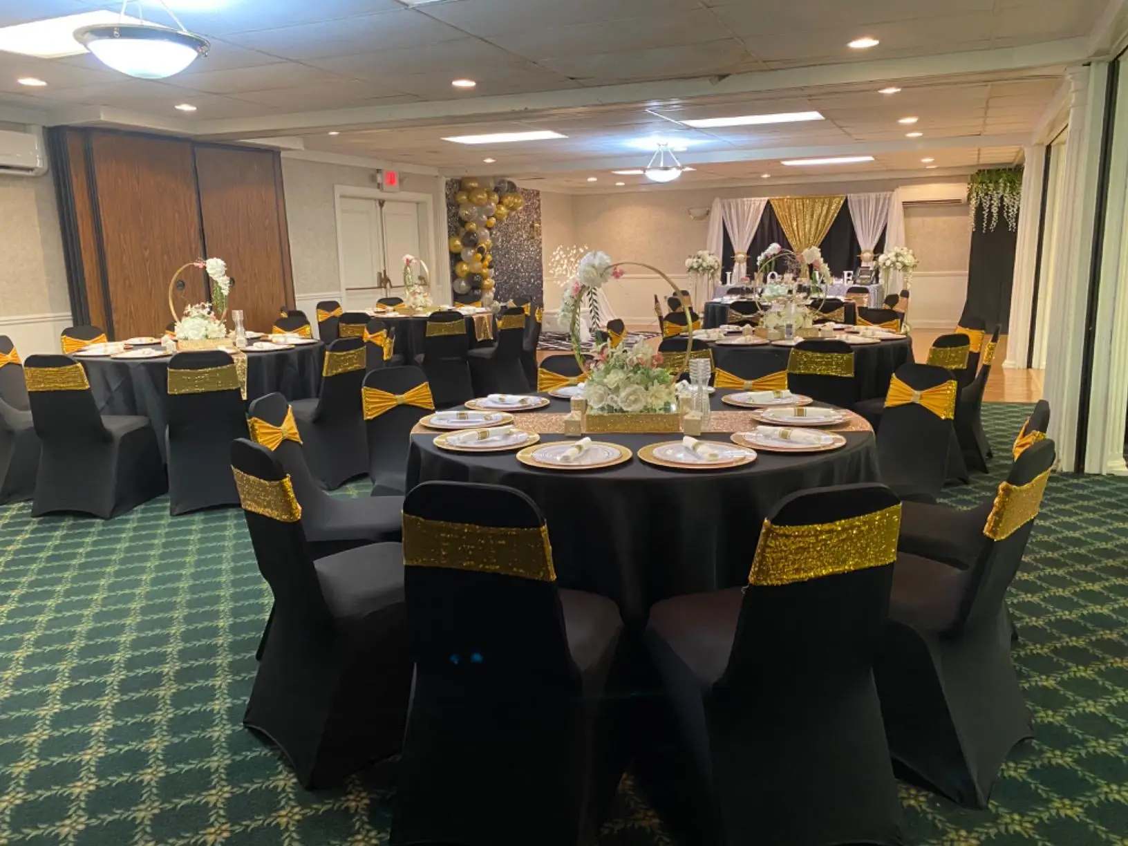 Description Picture 2 of item50pcs Stretch Sequin Chair Sashes Chair Bands One-Sided Sequins Decor for Hotel Wedding Reception Party Event Baby Shower