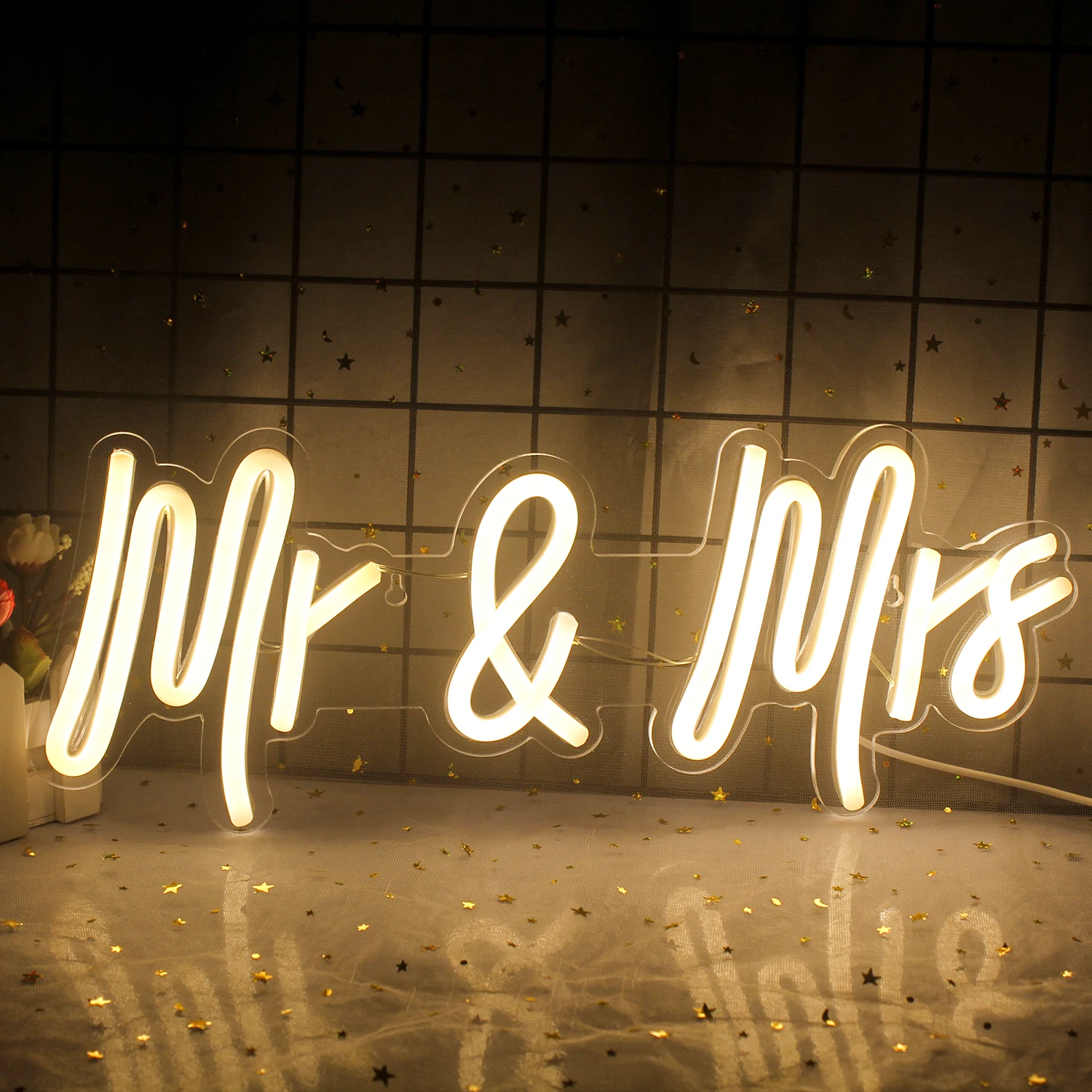 

Mr & Mrs Neon Sign Warm LED Room Wall Decor USB Hanging Acrylic Lights For Wedding Bedroom Party Decoration Letter Art Lamp Logo