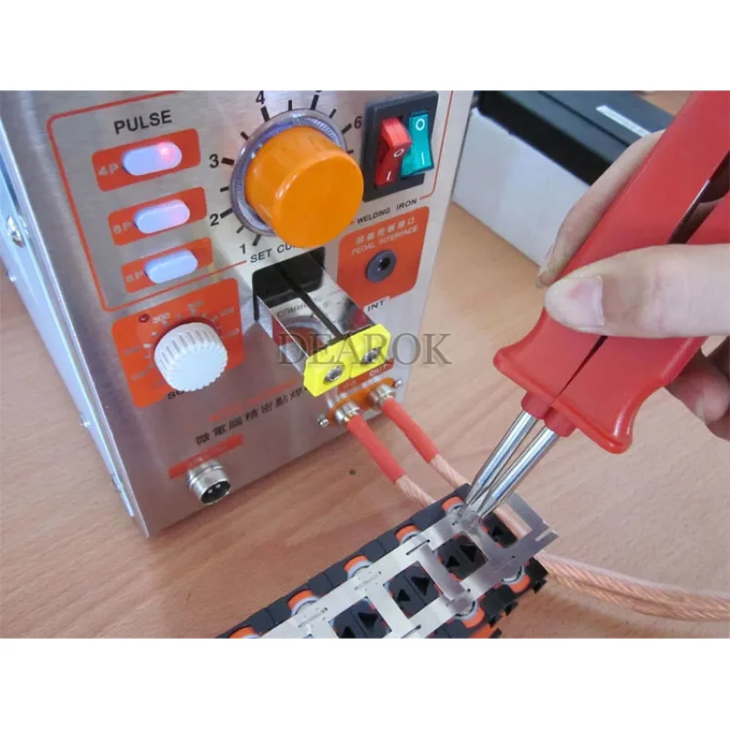 S709A High Power Spot Welder Machine & Soldering Station With Universal Welding Pen Battery Spot Welding Machine 220V 1PC