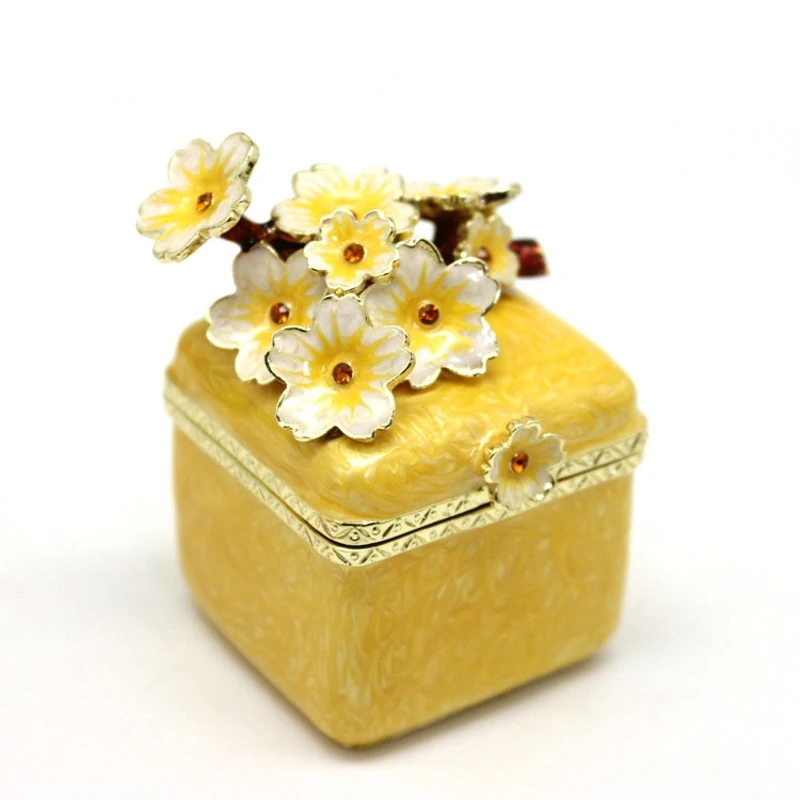 

SHINNYGIFTS Enamel Trinket Box Flower Design Wedding Favor Jewelry Gift Box Birthday Gifts