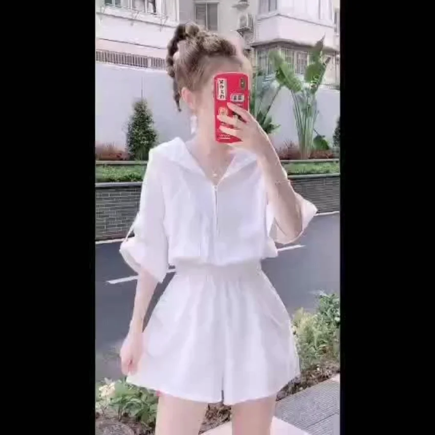 Solid Color Small Man Hooded Ice Silk Personalized Jumpsuit for Women's 2023 Summer New Loose and Thin Fashionable Shorts