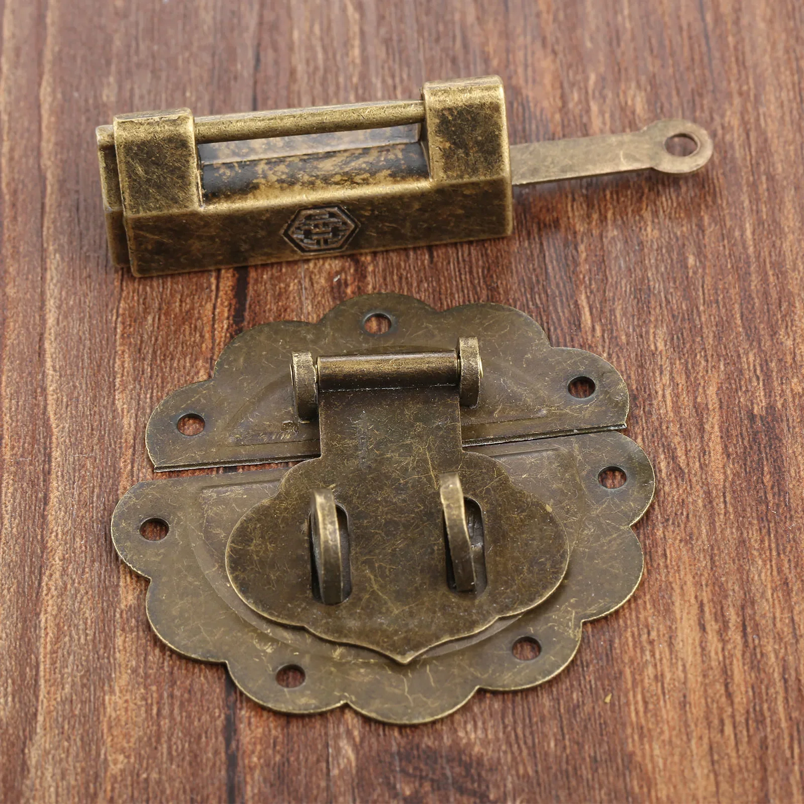 Yinpecly 4Pcs Vintage Chinese Style Lock Buckle Latches - Bronze Zinc Alloy, 1.1x0.91 Inch, For Jewelry Box, Wood Case, Decorative Clasp - View #6