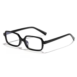 Chic Vintage - Inspired Small Rectangle Sunglasses - Stylish Designer Shades with UV400 Protection (As Picture)