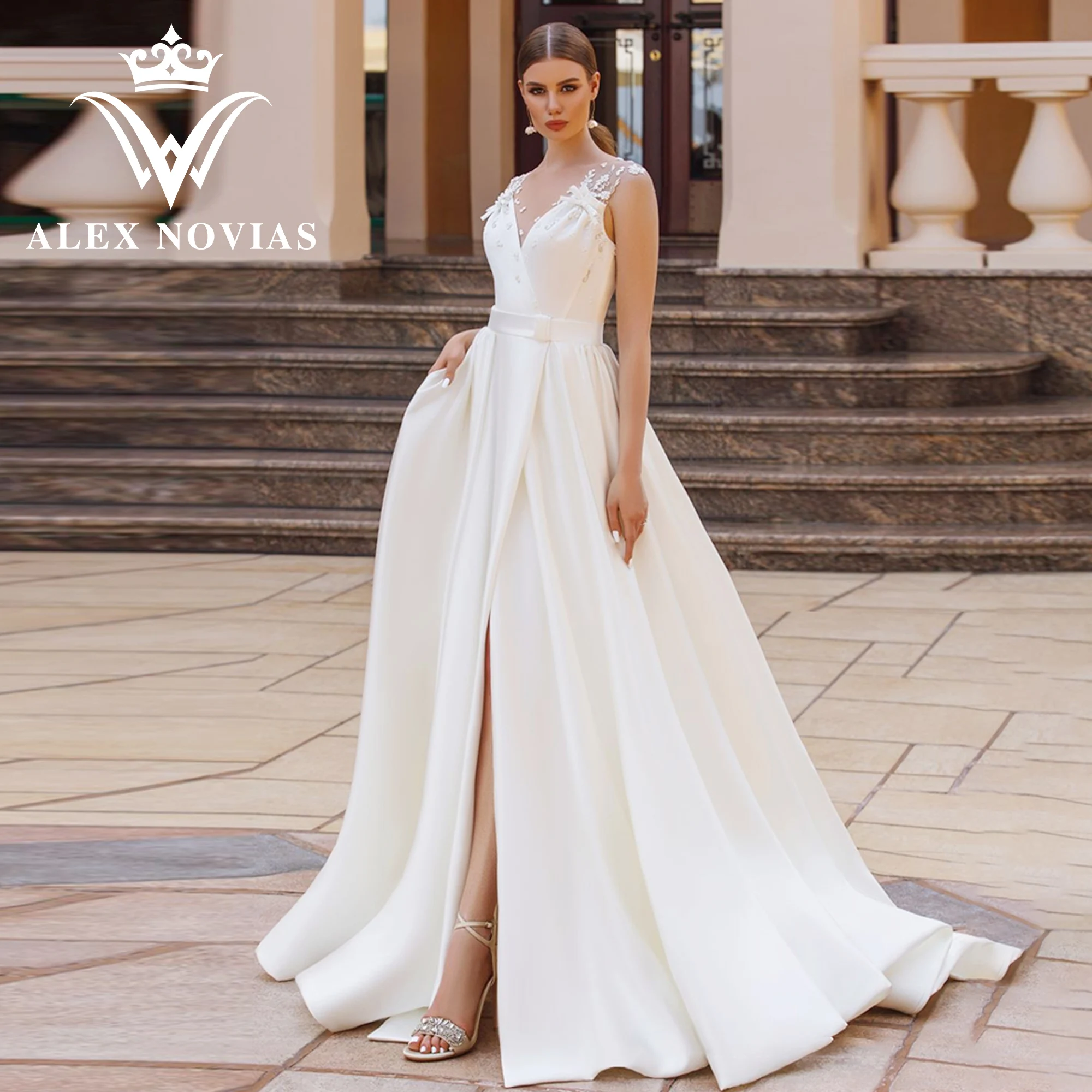 

Свадебное платье-трапеция ALEX NOVIAS, атласное свадебное платье с V-образным вырезом, цветочными карманами и разрезом до бедра, 2023