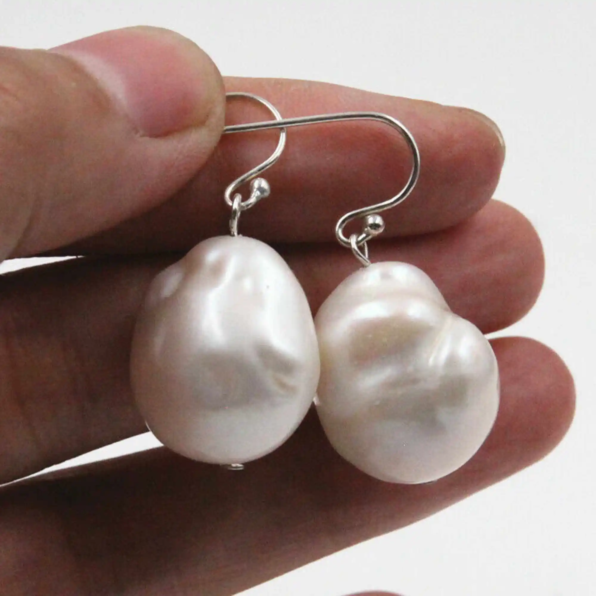 

Fashion 14x19mm South Sea White Baroque Pearl 925 silver earrings Halloween Beautiful Aquaculture Fashion Holiday gifts Hook
