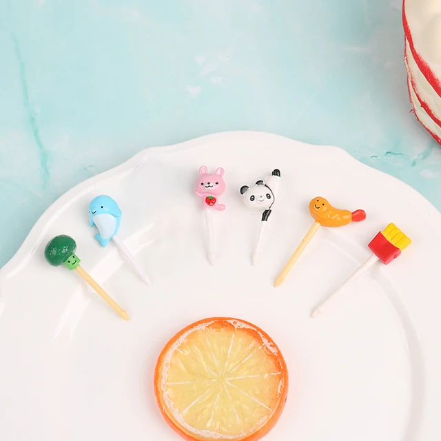5 db Véletlenszerű Állati Gyümölcs Villa Étel Minőségű Műanyag Rajzfilm Gyerekek Torta Fogpiszkáló Bento Ebéd Kiegészítők - Image 4
