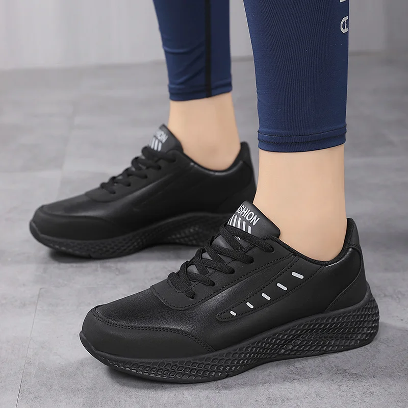 Women's Leather Sneakers Casual Sneakers Lace Up Flats Lightweight Anti-slip Running Shoes Outdoor Sports Womens Sneakers Running Shoes
