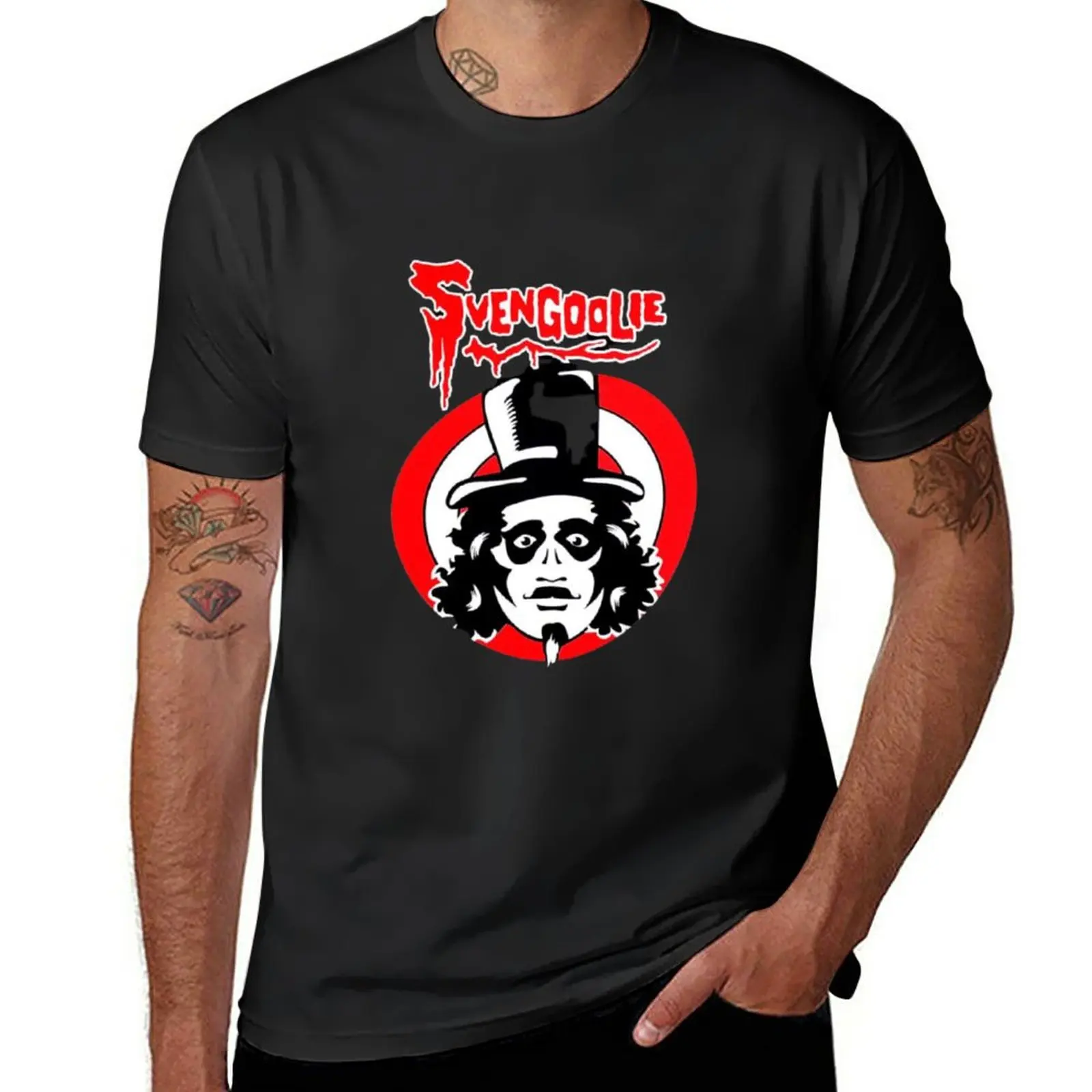 

Svengoolie, Svengoolie 2022, Svengoolie illustration T-Shirt anime clothes graphics Men's clothing