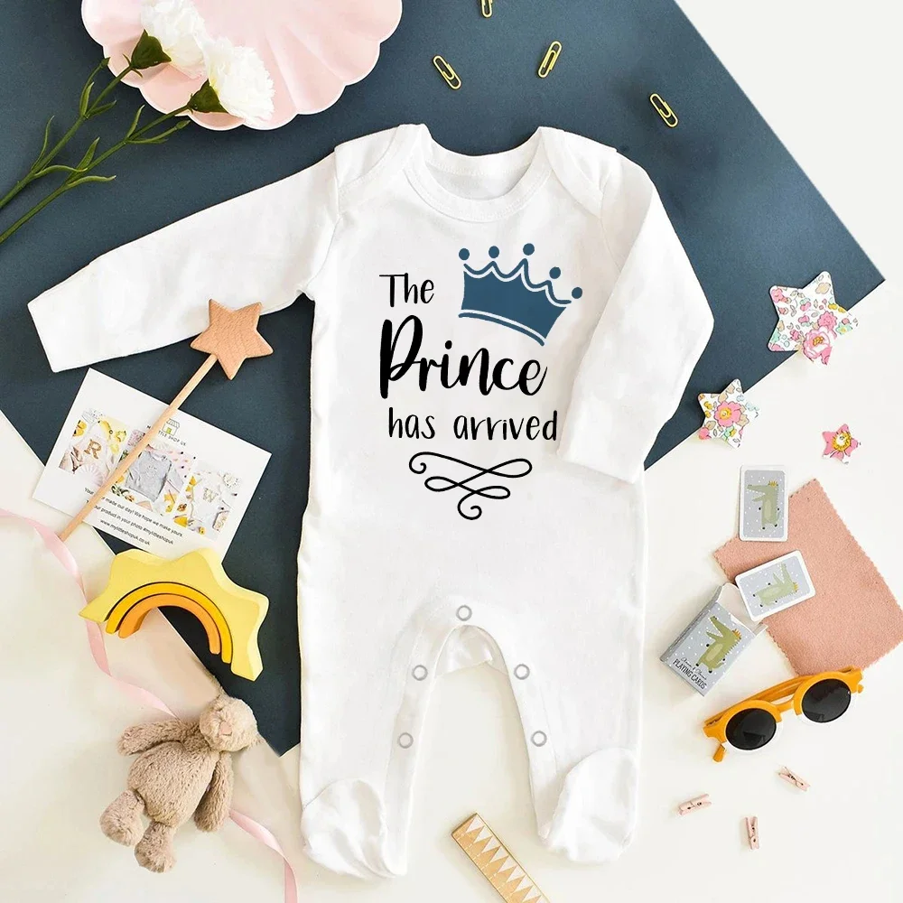 The Prince Has Arrived Print Baby Babygrow Sleepsuit Vest Bodysuit Newborn Boys Coming Home Hospital Clothes Infant Shower Gift baby jumpsuit baby sleepwear