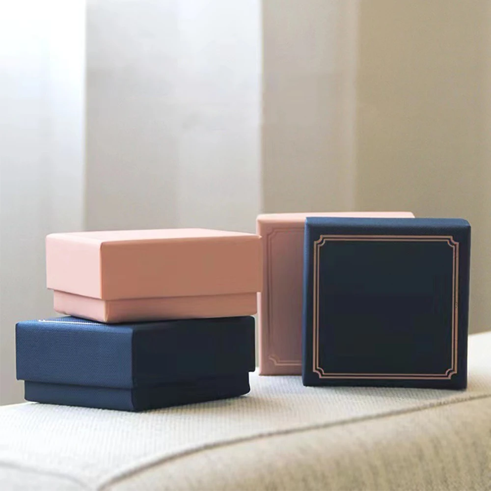 New Fashion Jewelry Packaging Gift Paper Box With Sponge Portable Rings Earrings Necklace Case for Travel Birthday Wedding Party