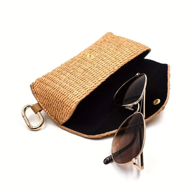Chic Woven Eyeglass Case with Hook Soft Protective Fashion Glasses Pouch for Women's Fashion Accessory
