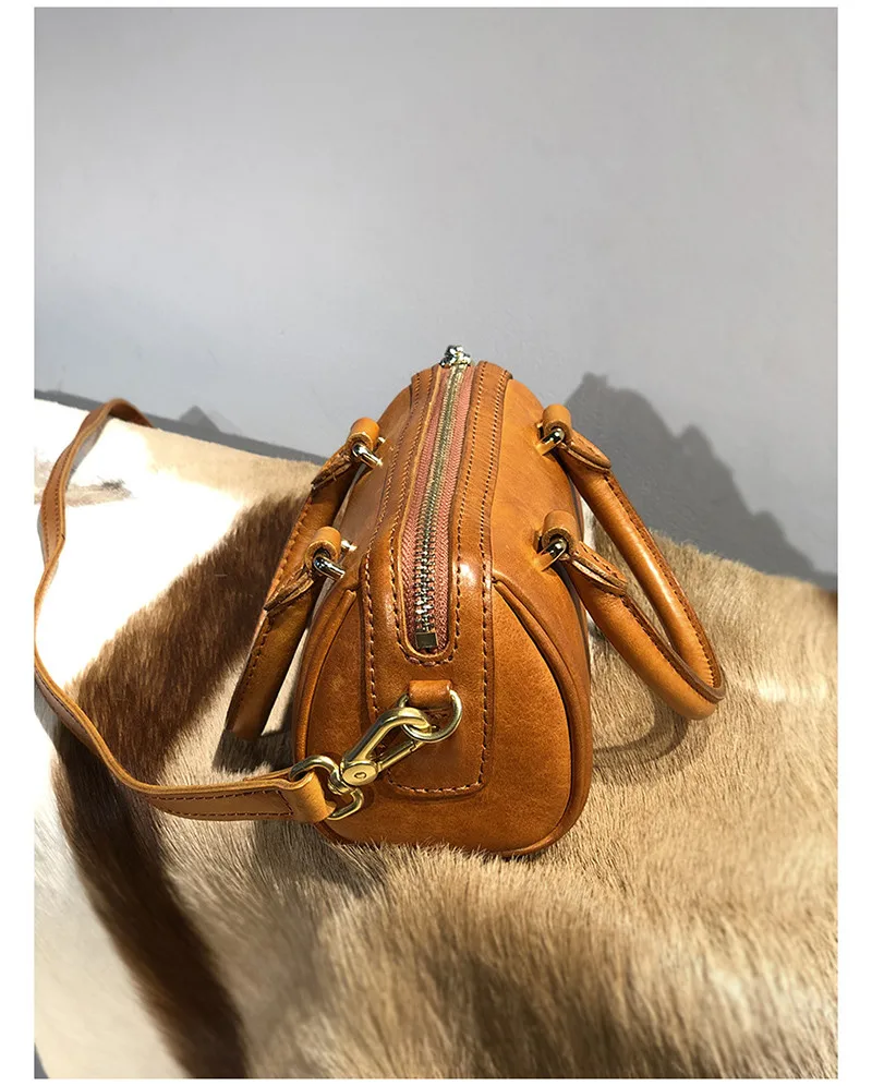 Vintage luxury genuine leather women small handbag outdoor leisure natural real cowhide female cute mini shoulder crossbody bag