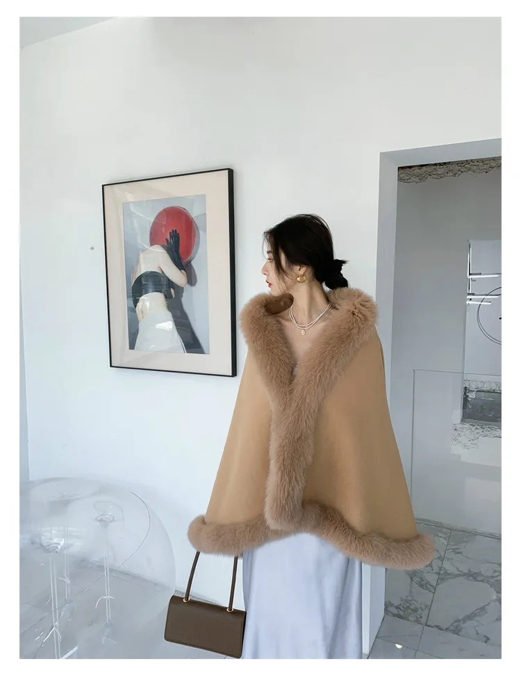 Luxuriöser Umhang aus 100 % reiner Wolle mit echtem Fuchspelz-Schal, modische, hochwertige Winter-Ponchos, eleganter Brautumhang – Detail 6