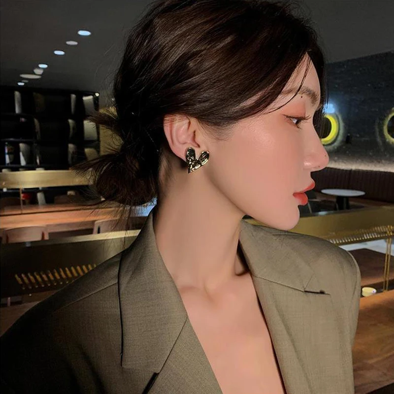 Korean Design Sense Concave Convex Uneven Gold Heart Clip on Earrings Fashion Unusual Accessories Women's Party Jewelry ear clip earrings clip earrings ear clip ear accessories
