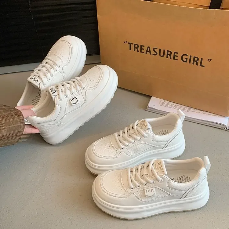 Spring Korean Version Thick Bottom Pure Color Sports Skate Shoes Women Casual Street Photography Shoes White Sneakers