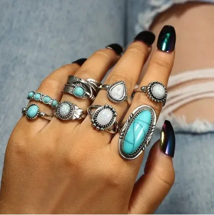 

8pcs Golden Heart Ring Women's Set Cubic Ring Women's Fashion Jewelry Gift Wholesale Set with turquoise carved feather ring
