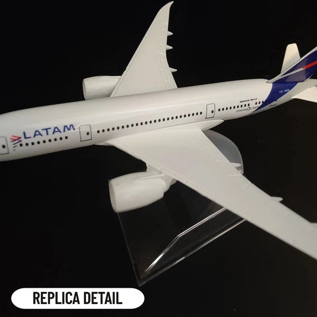 Scale 1:400 Metal Aircraft Replica 15cm LATAM B787 Boeing Airbus Airplane Diecast Model Kids Room Decor Gift Toys for Boy 5