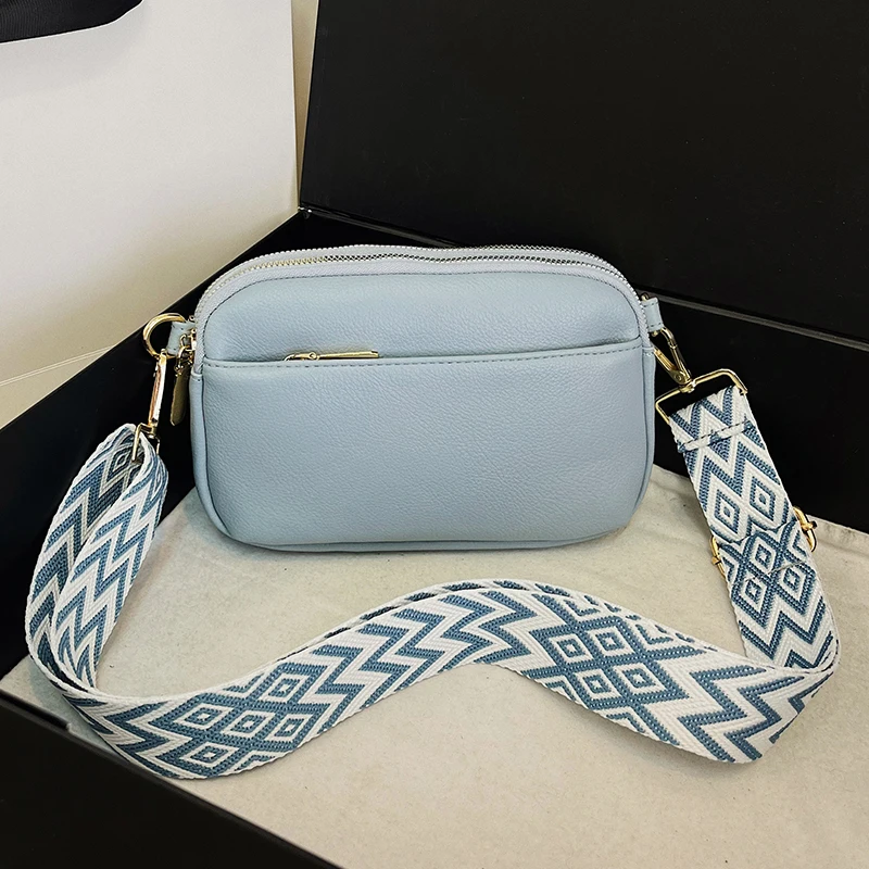 Women's crossbody bag, detachable and adjustable wide shoulder strap, zipper closure, suitable for daily commuting and leisure o