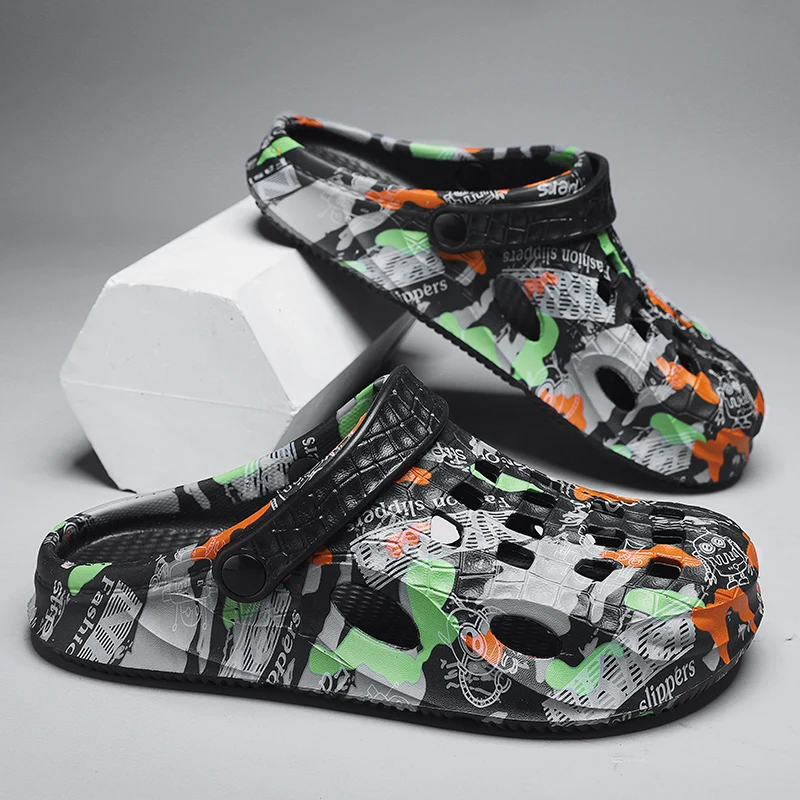 

Brand Beach Sandals Man Summer 2023 Light EVA Sandals Fashion Cartoon Slippers Clogs For Men Platform Slides sandalias hombre