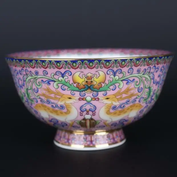

Chinese Jingdezhen Famille-Rose Porcelain 4.7 Inch Pink Glaze Deer Design Bowl for Decorative Display Collectible Gift