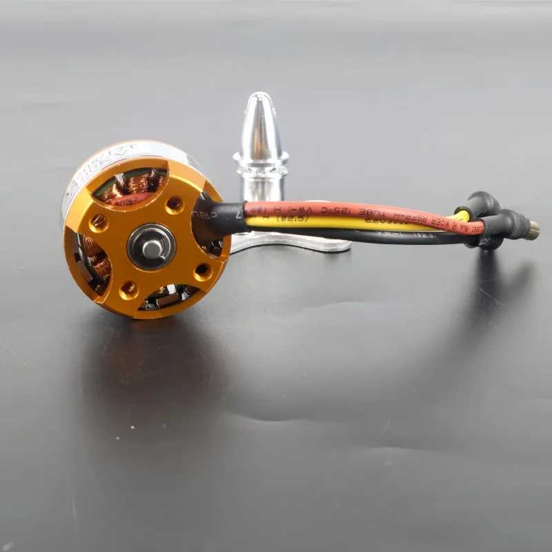 Moteur Brushless A2208 1000KV-2600KV pour RC Drone Avion