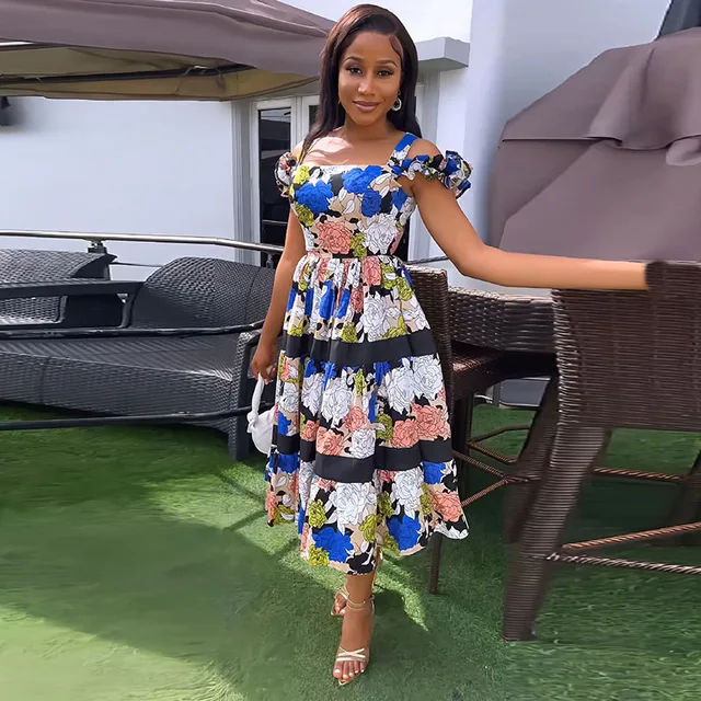 Amarachi Gathered Flare Print Dress - Image 3