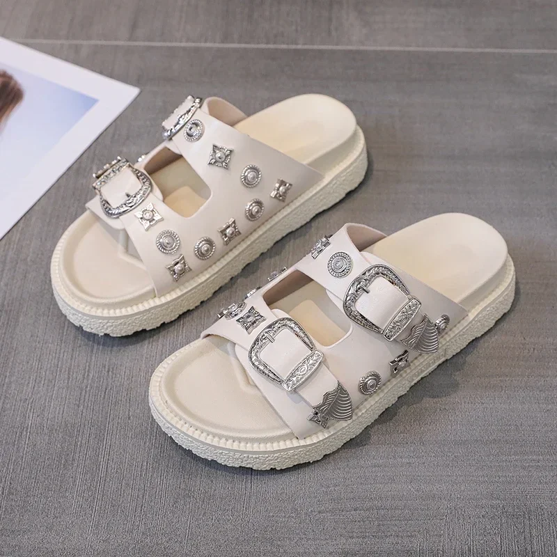 

Женские шлепанцы с пряжкой и открытым носком, сандалии на плоской подошве, украшение для пляжа, летняя обувь