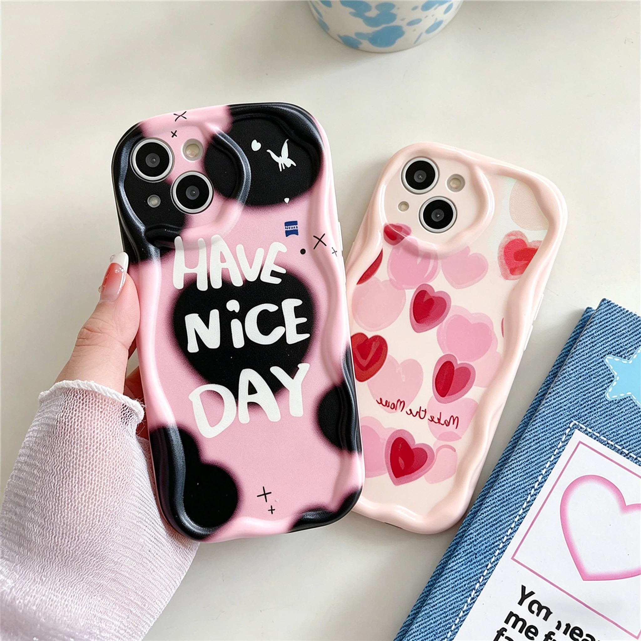 Curly Wave Edge Cute Cartoon Graffiti Soft Phone Case