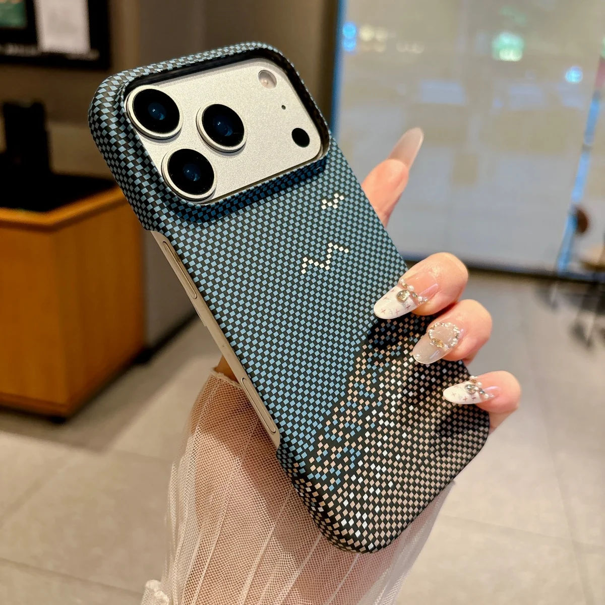 Frameless Carbon Fiber Kevlar Hard PC Phone Case with Water Ripple Texture Cover