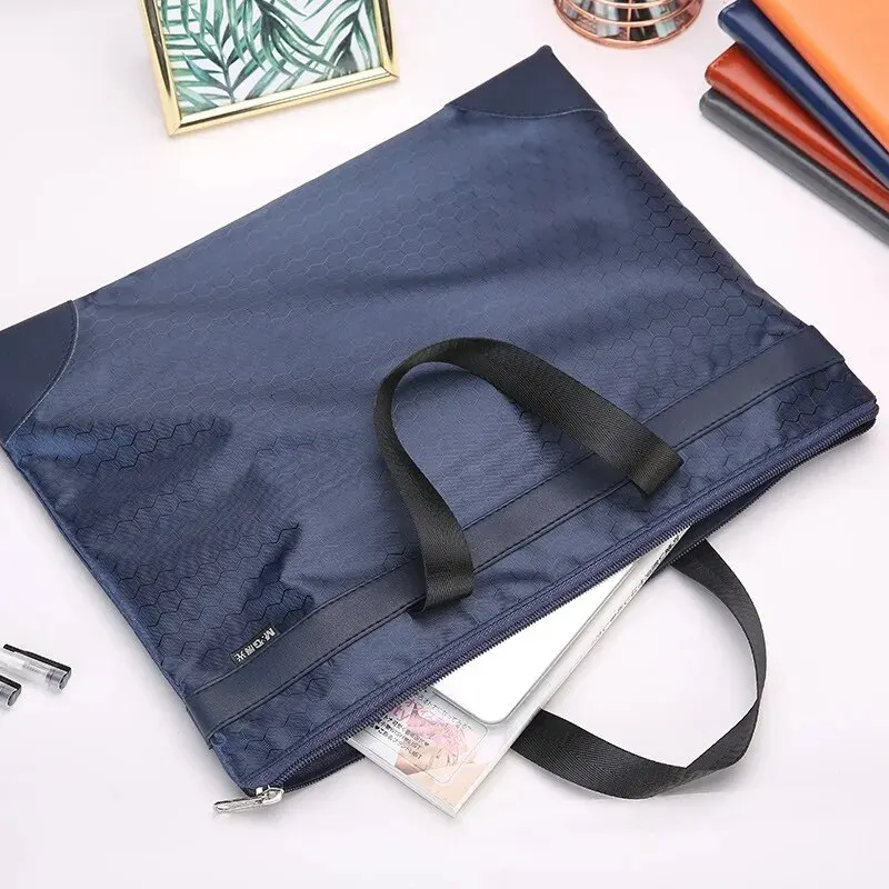 File Folder File Bag M&G Stationery A4 Pattern Conference Bag Business Zipper Bag 1pc