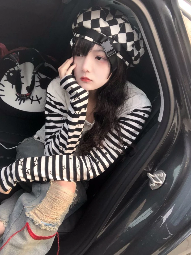 韓国発【JUSTYOUNG】AP Grunge Striped Short Sleeve Tee/2color AP Grunge Striped Short Sleeve Tee (2color) - 저스트영