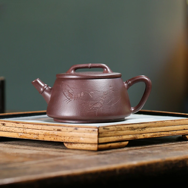 

200ml Chinese Yixing Purple Clay Teapot Handmade Engrave Large Caliber Tea Pot Raw Ore Purple Mud Kettle Zisha Kung Fu Tea Set