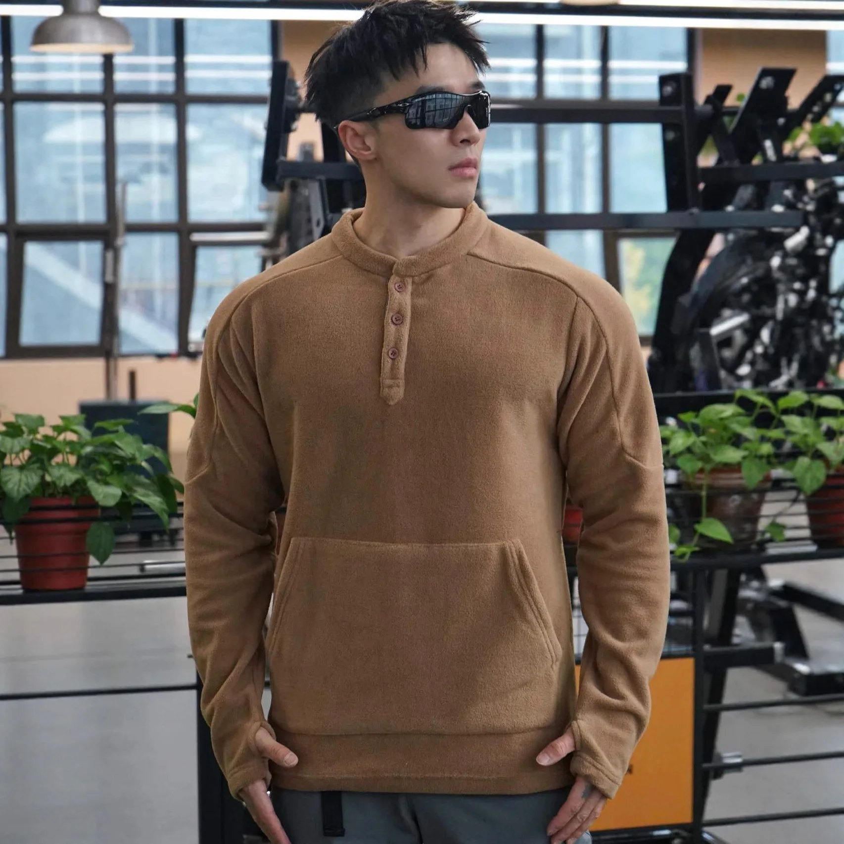 Long-Sleeved Distinctive Men's Fitness Hoodie - Image 5