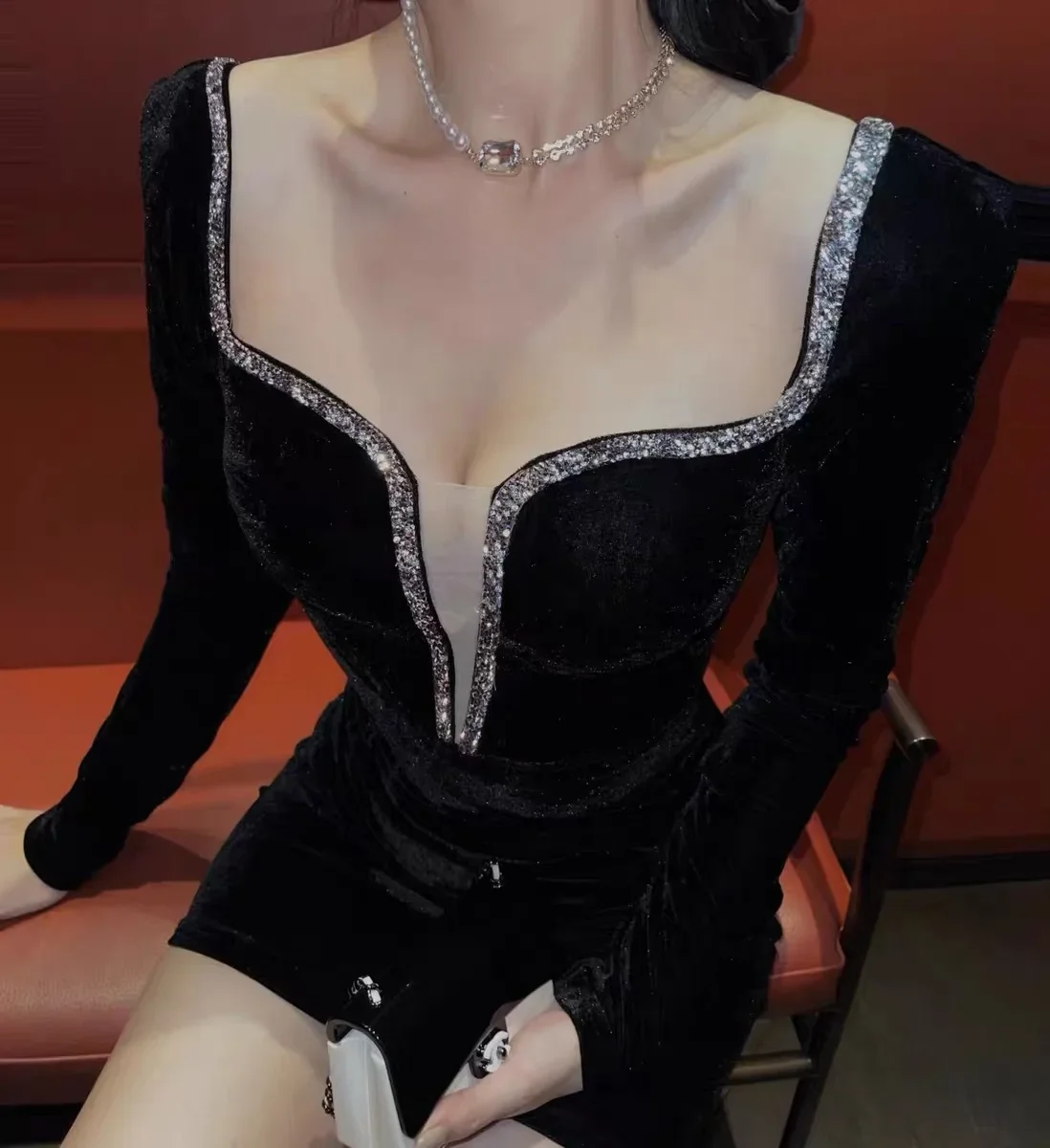 Description Picture 6 of itemSexy Velvet Dress Women's Slimming Age-defying Trendy Gown Cross-border New 2023 Elegant Fashionable Body-shaping Skirt