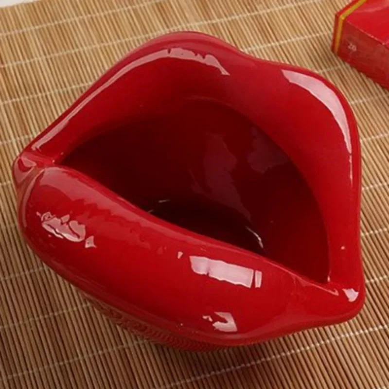 Ceramic Multi-Color Thick Lips Ashtray Creative Personality Teeth Lips Ashtray Sexy Cigar