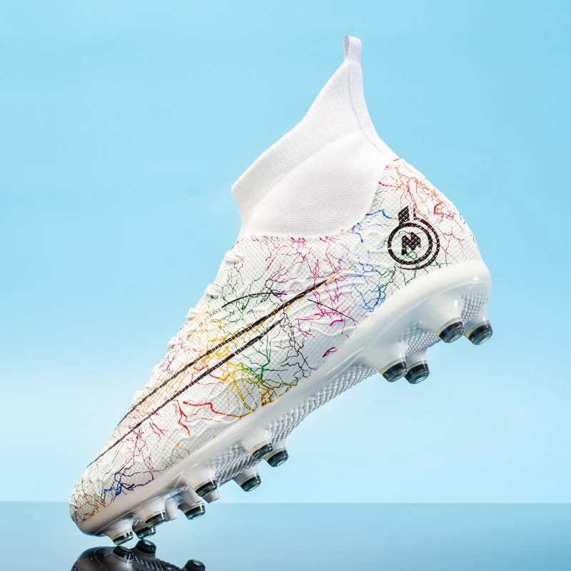 Men Soccer Shoes Kids Football Boots Women Professional Soccer Cleats Antiskid Chaussure Football TF/FG Outdoor Shoes